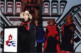 Lucille Bell and others at 2000 Repatriation