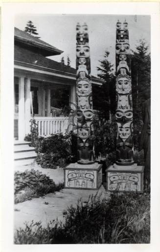 Old Massett - Deasy Totems