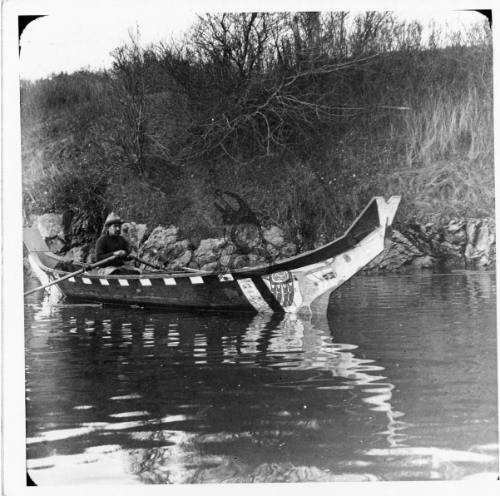 Haida Canoe in Victoria Harbour