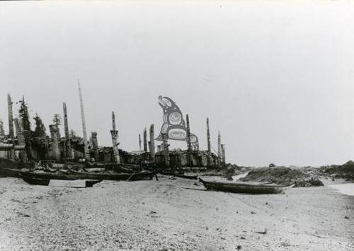 Tanu village Houses, beach and new pole